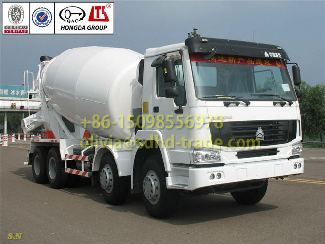 China 10m3 Cement Mixer Truck for Sale HOWO Chassis