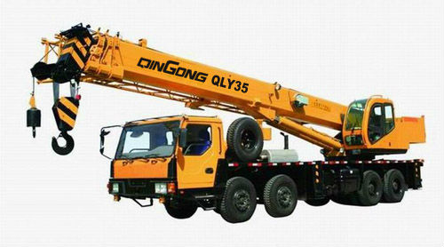 China New Hydraulic 35T Truck Crane QLY35(Made In China) For Sale