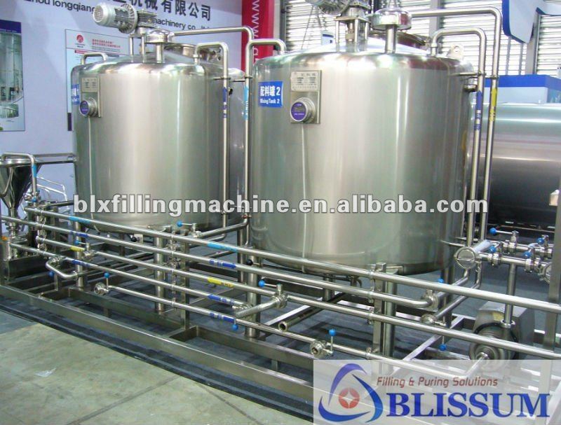 Complete syrup juice drink blending tank