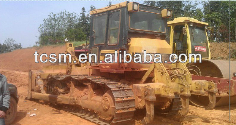 D6G with ripper Selling used Japanese crawler track bulldozers
