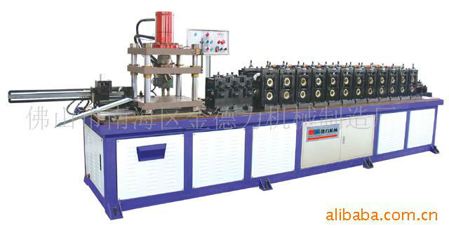 DELI HIGH PRECISION STEEL BALL SLIDE RAIL FORMING MACHINE