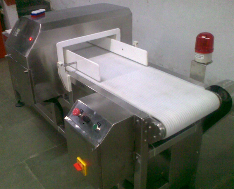 Digital Conveyor Metal Detector for Seafood Industry.