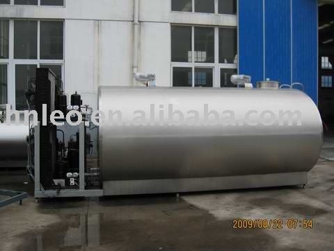 Direct expansion milk cooling tank