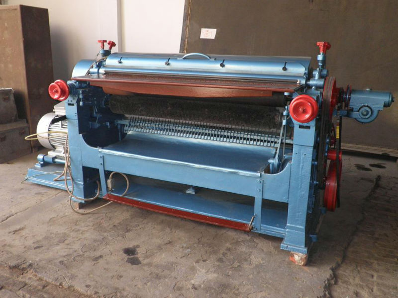 Dry buffing machine for tanneries/leather factories
