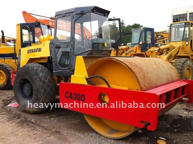 DYNAPAC ROLLER CA30D SN:20020943