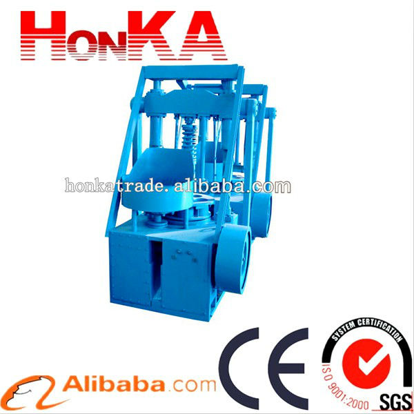 Energy-saving good coal briquetting machine