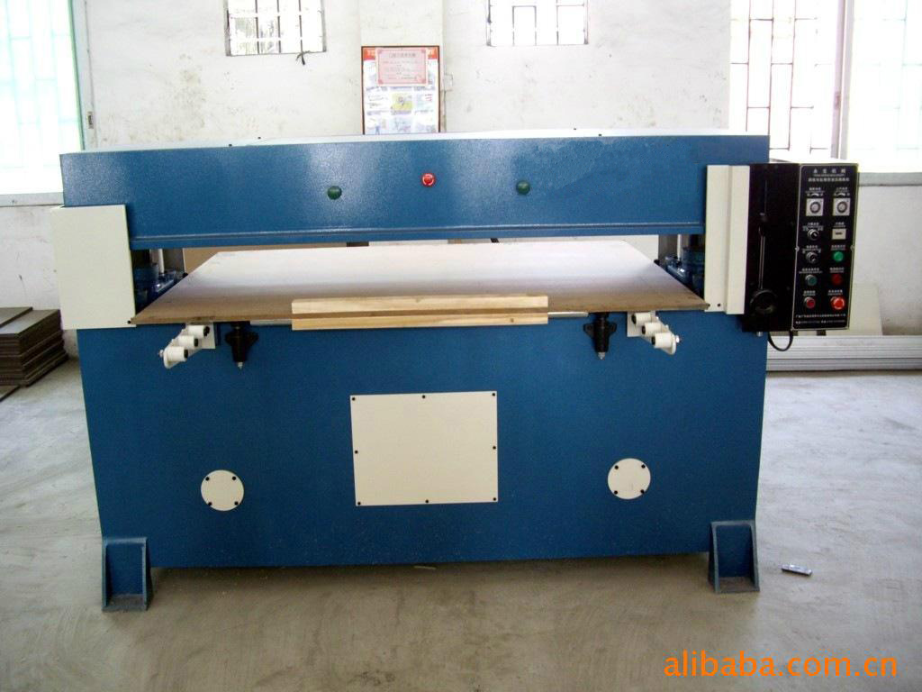 Evast Plastic , leather , EVA , Rubber foam sheet cutting machine making manufactury