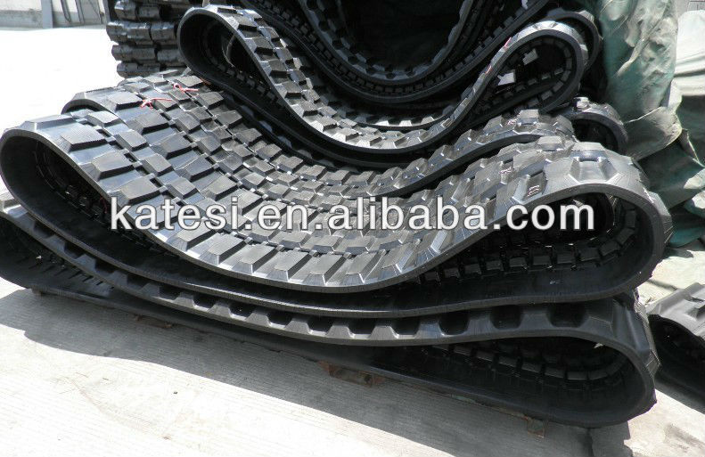 Excavator crawler machine undercarriage rubber track