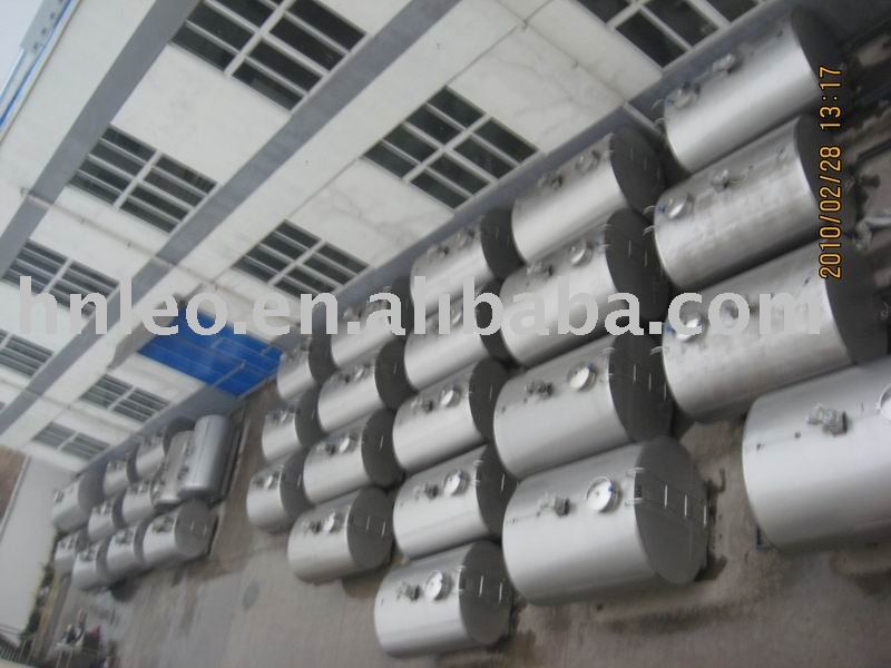 Farm stainless steel 304 milk cooling storage insulation tank hot sell LEO-RCL Farm stainless steel 304 milk cooling storage insulation tank hot sell