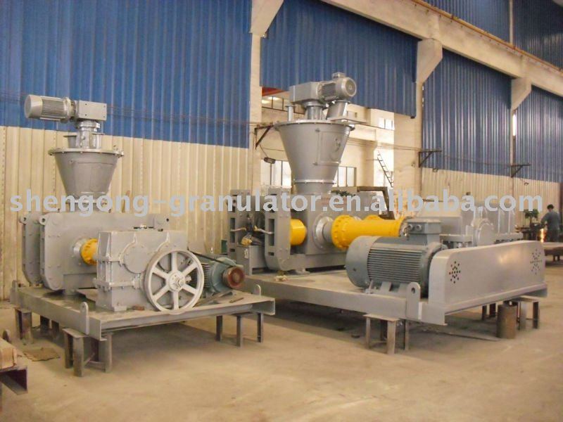 Fertilizer granule machine