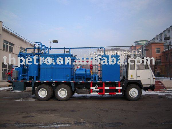 Flushing fluid truck