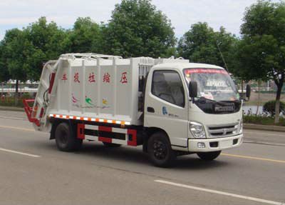 FOTON compressing garbage truck