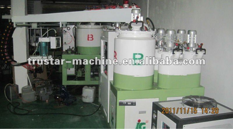 full automatic pu shoe making machine(one head one color)