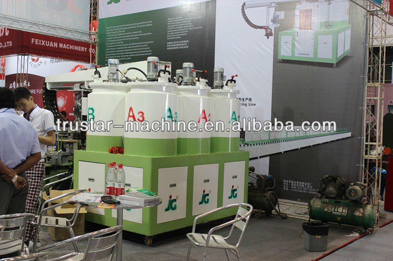 Full automatic pu shoe making machine supplier