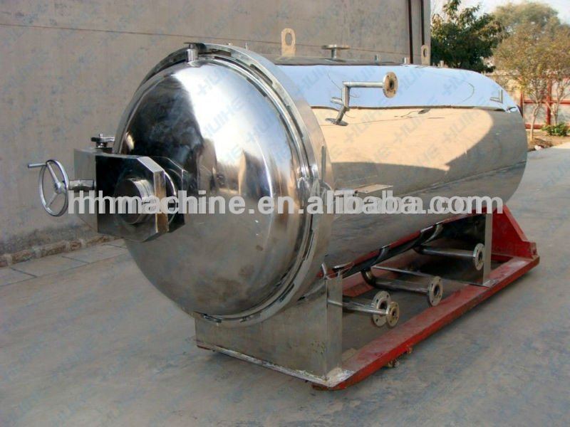 Fully automatic hot water side-spray sterilizing retort