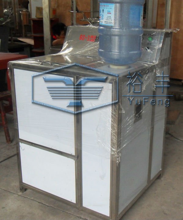 Gallon bottle washer