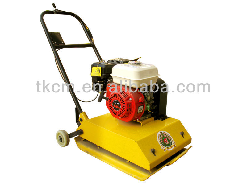 Gasoline type plate compactor