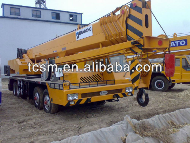GT650E Japanese used mobile truck cranes Tadano for sale