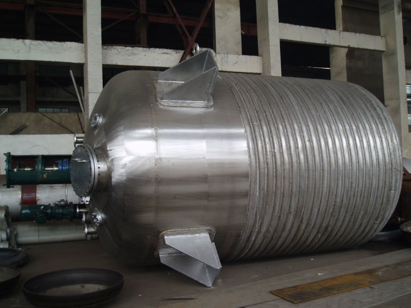 half-pipe reactor