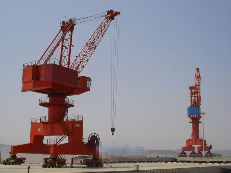 Harbour use portal cranes with B.V certification 4073 Harbour use portal cranes with B.V certification