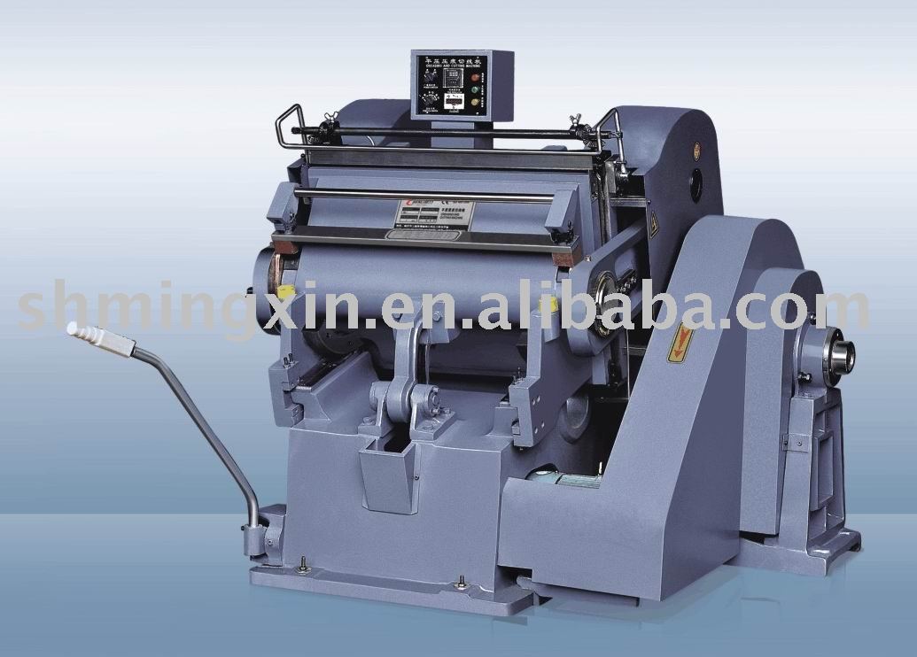 High quality creasing and die cutting machine