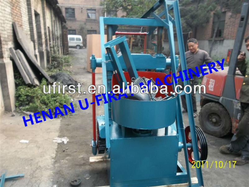 High yield coal briquette/coal ball making machine