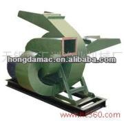 High yield wood chipping machine