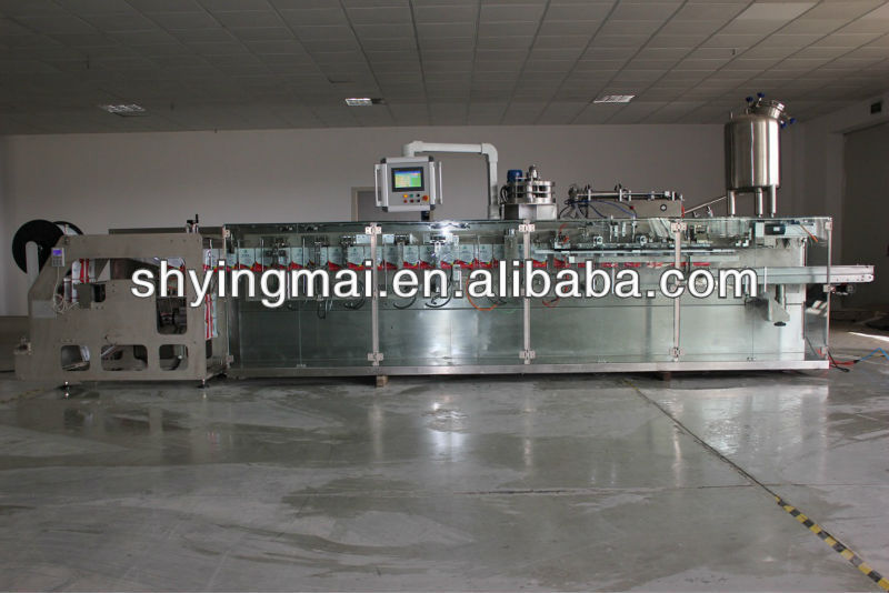 Horizontal doypack packing machine with zipper