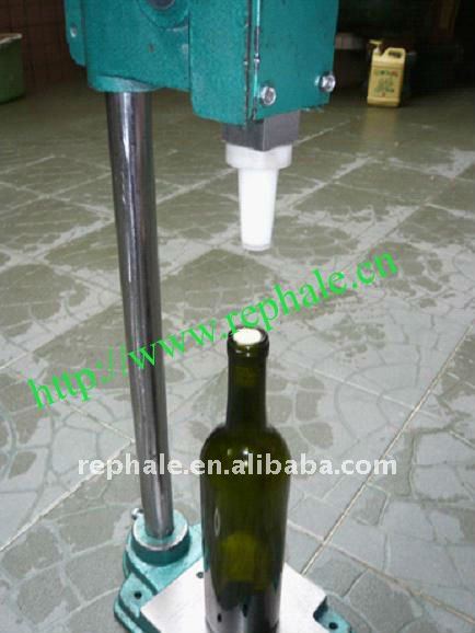 hot sell red wine bottle capping machine for all kinds wooden soft plug