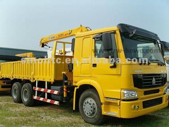 HOWO 16 tons Crane truck