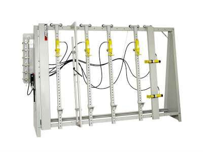Hydraulic press for windows-furniture-panels assembling