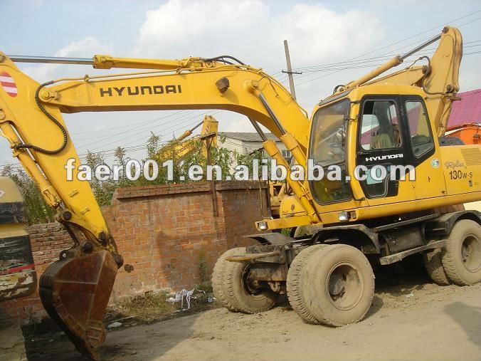 in very good condition used Hyundai wheel excavator 130W-5