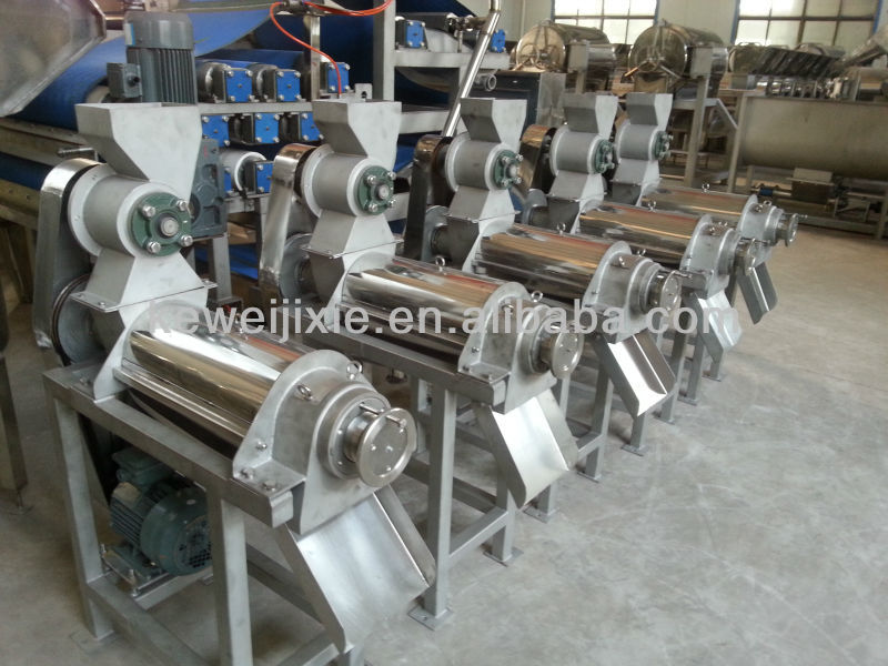 Industrial fruit juice making machine