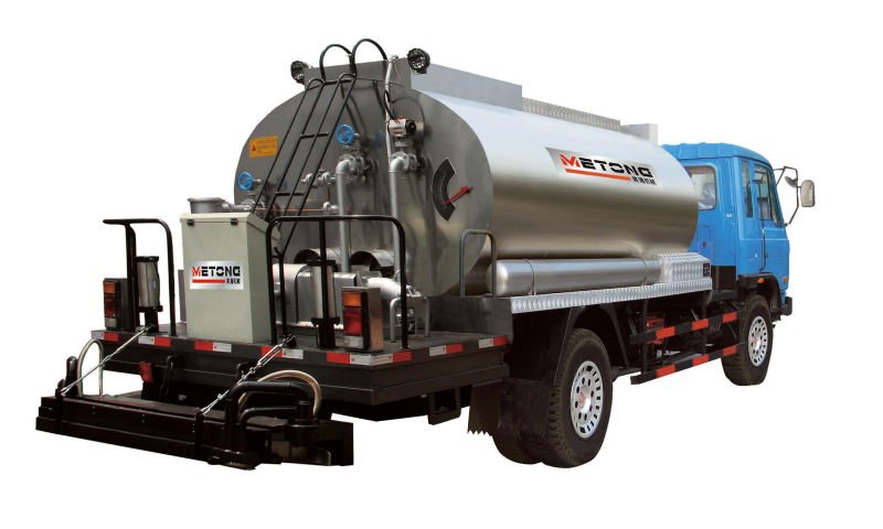 Intelligentized Asphalt Distributor Truck