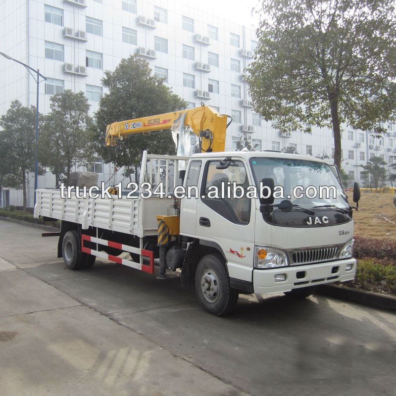 JAC 3.2T Telescopic Boom Crane Tipper Truck