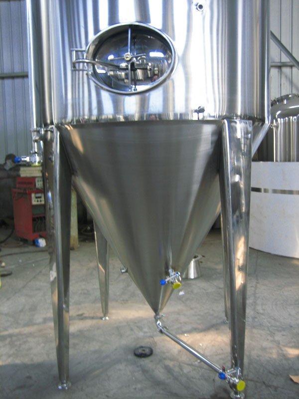 jacketed agitated reactor-jacketed fermenters made of stainless steel