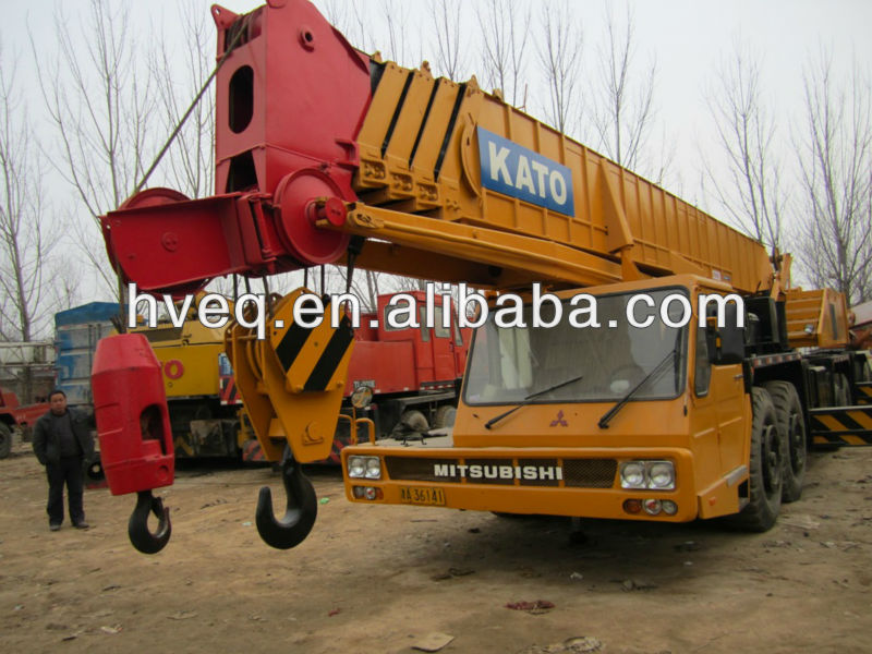 Japan used hydraulic crane 100ton