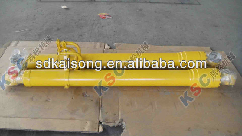 Komatsu pc220-7 Boom Cylinder707-01-XE550