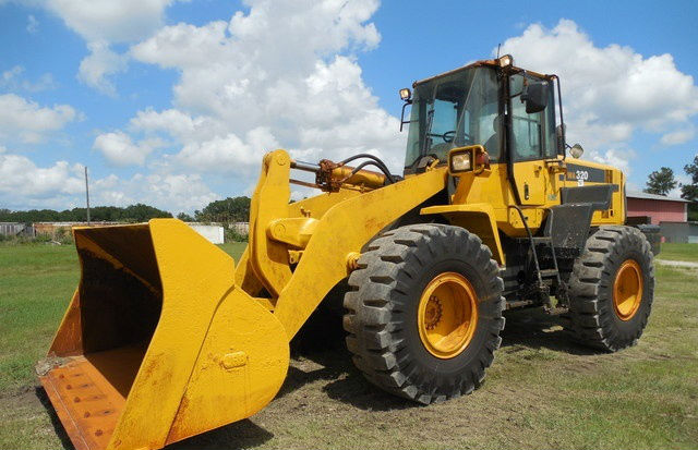 Komatsu WA320-6 Wheel Loader