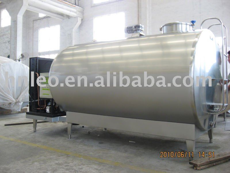 Large volume Milk cooling tank