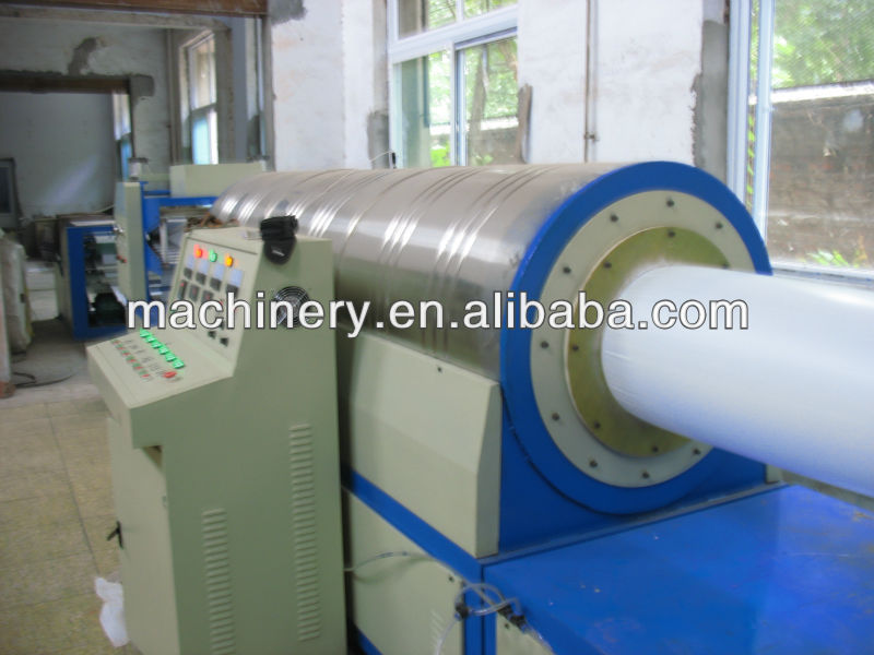 Lining film adhesion machine for plastic fabric