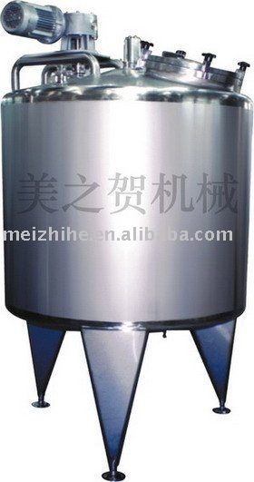 Liquid mixing tank