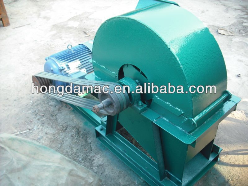 Low cost electric wood chipper machine