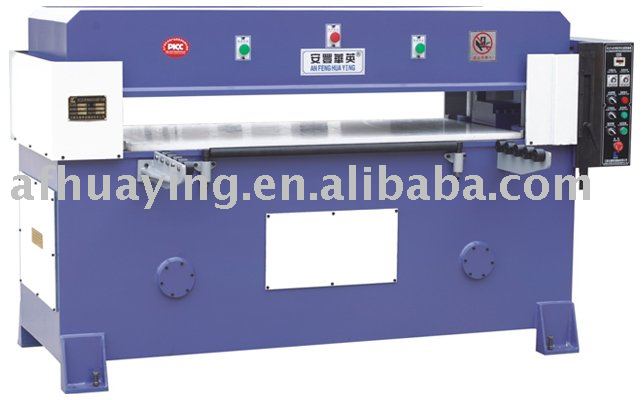 Luggage hydraulic press die cutting machine