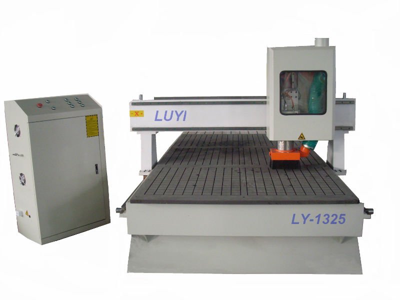 LY1325 Woodworking machine