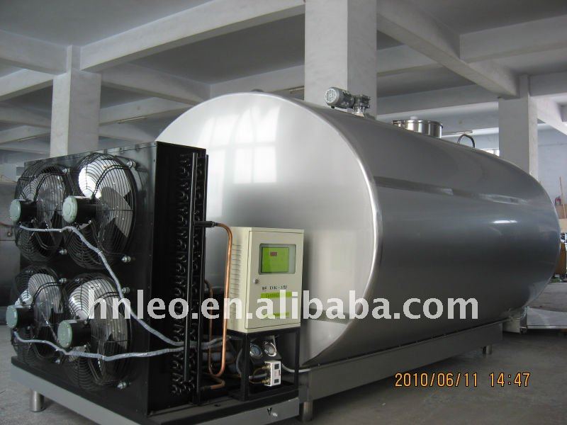 Milk cooling tank