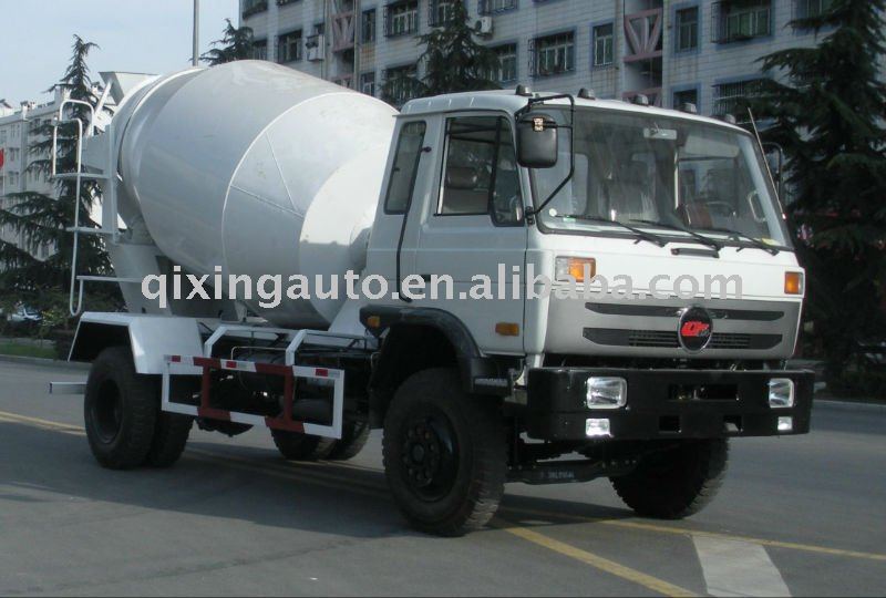 NEW dongfeng self loading concrete mixer truck for sale