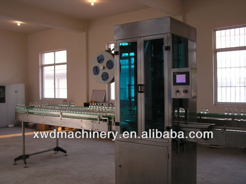Non-Tray heat shrink bottles packing machine controlled by PLC