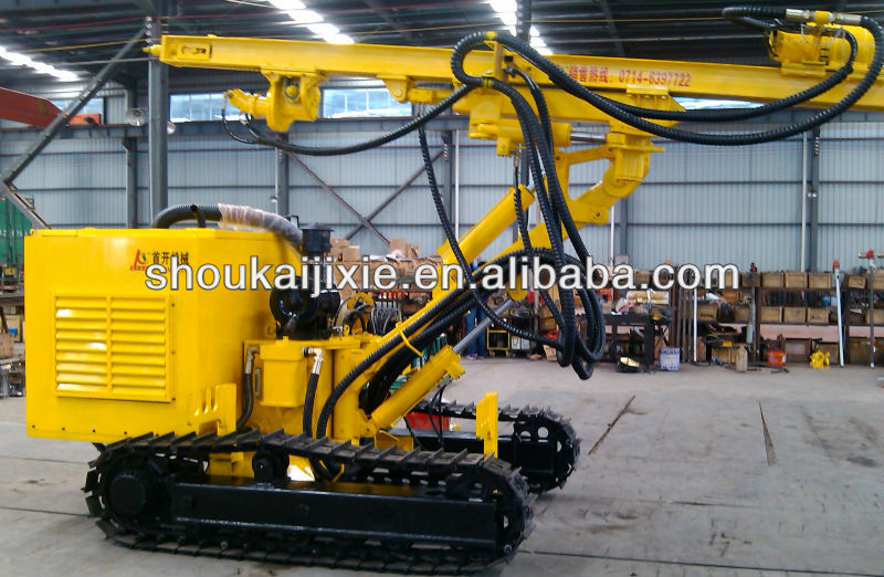 open air crawler dth rock drilling rig model SKM200