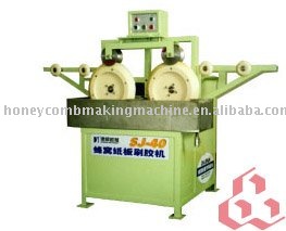 paper corner protector brushing glue machine